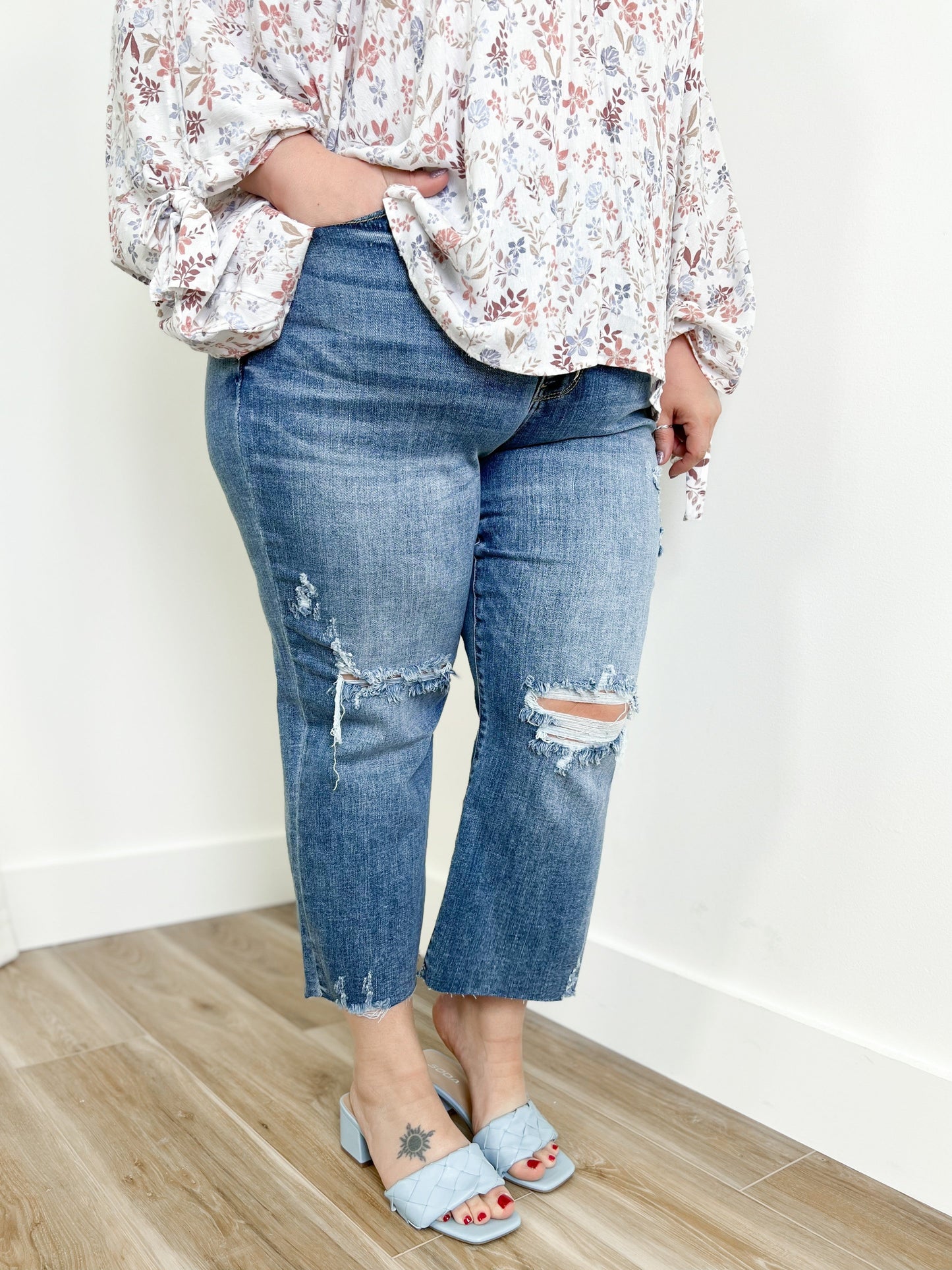 Judy Blue About Last Night Light Wash Destroyed Wide Leg Cropped Jeans
