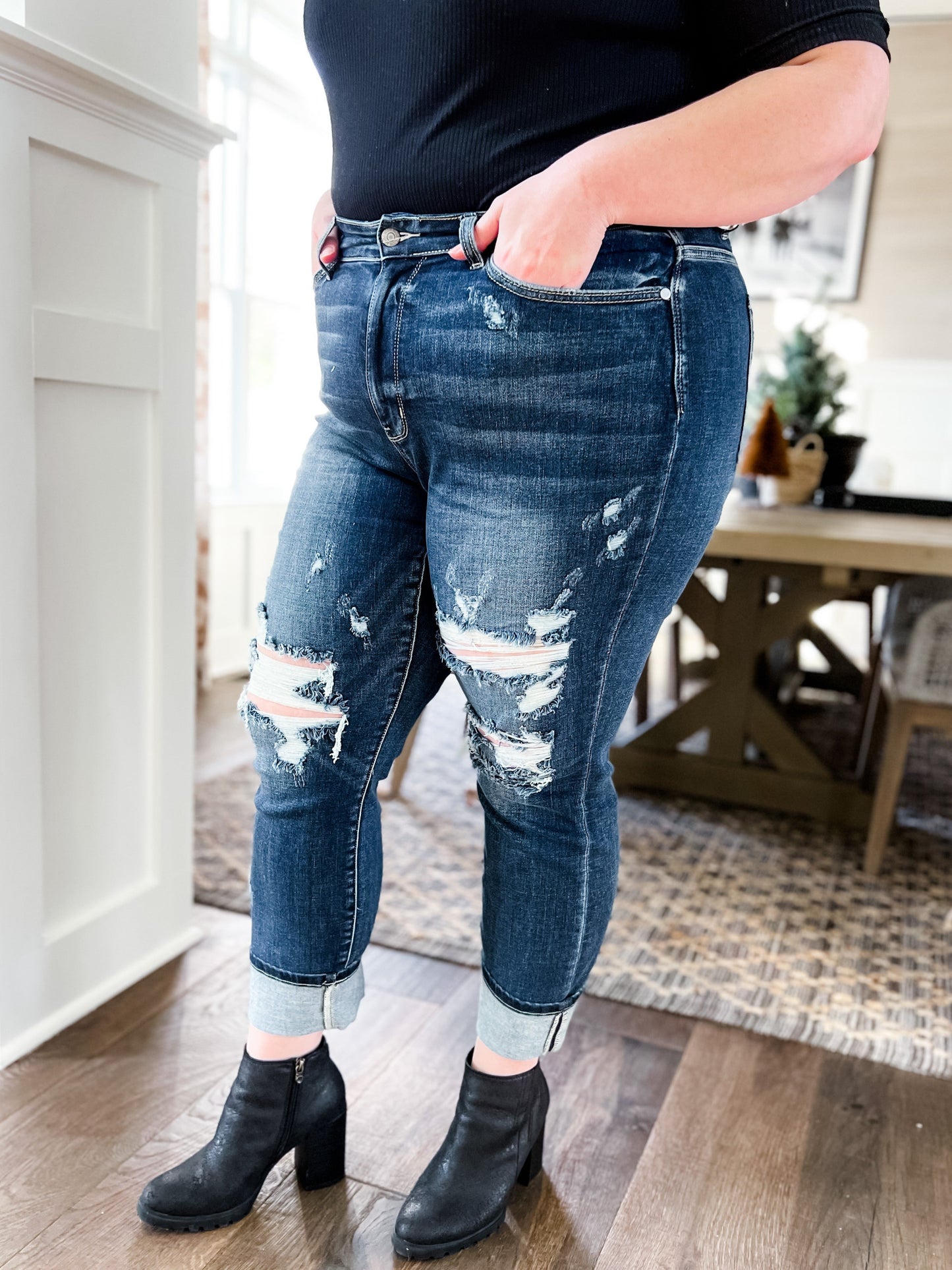 Judy Blue Dream Team Medium Wash Distressed Mid Rise Boyfriend Jeans