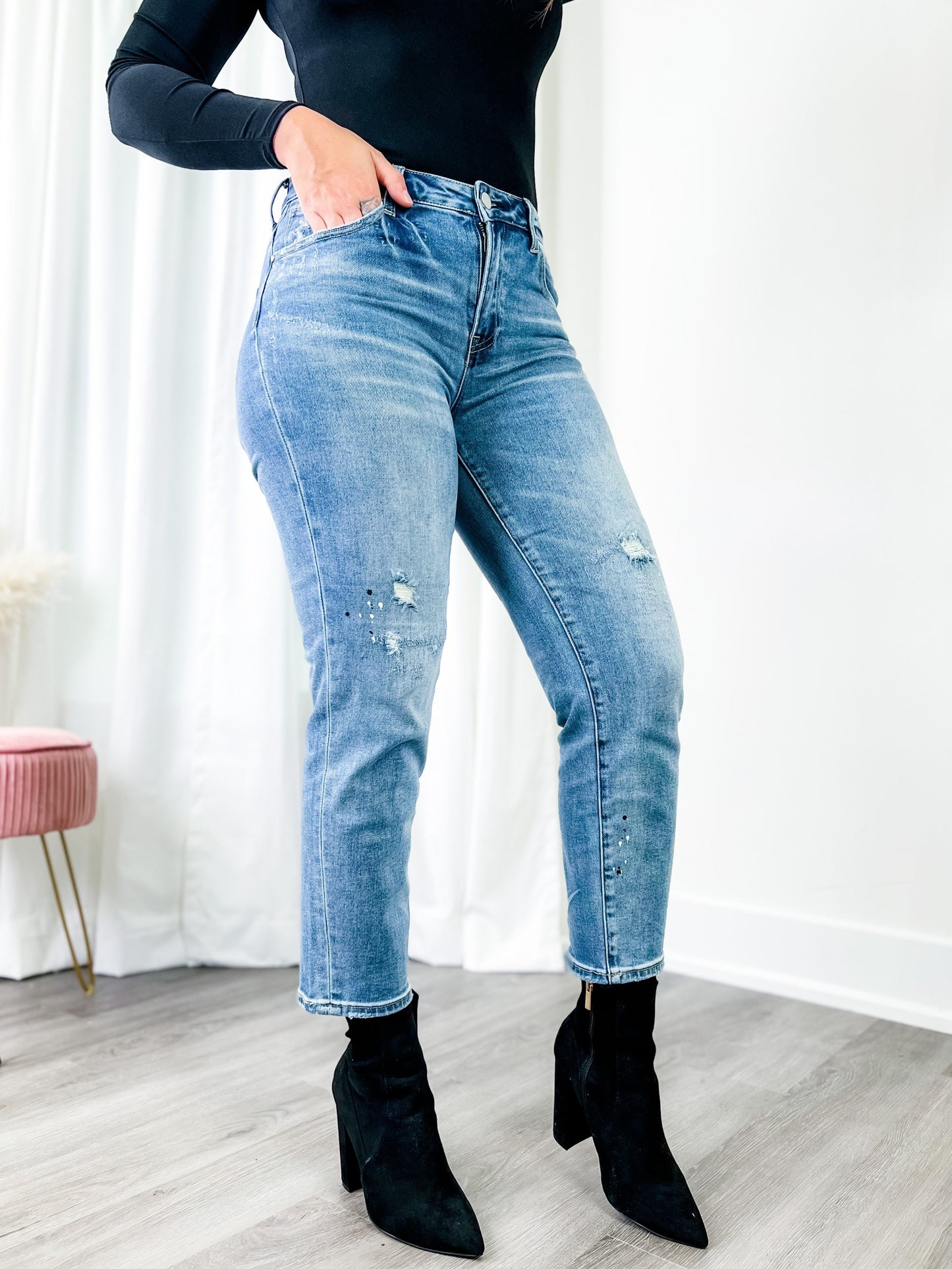 Risen Medium Wash Tapered and Cropped Jeans