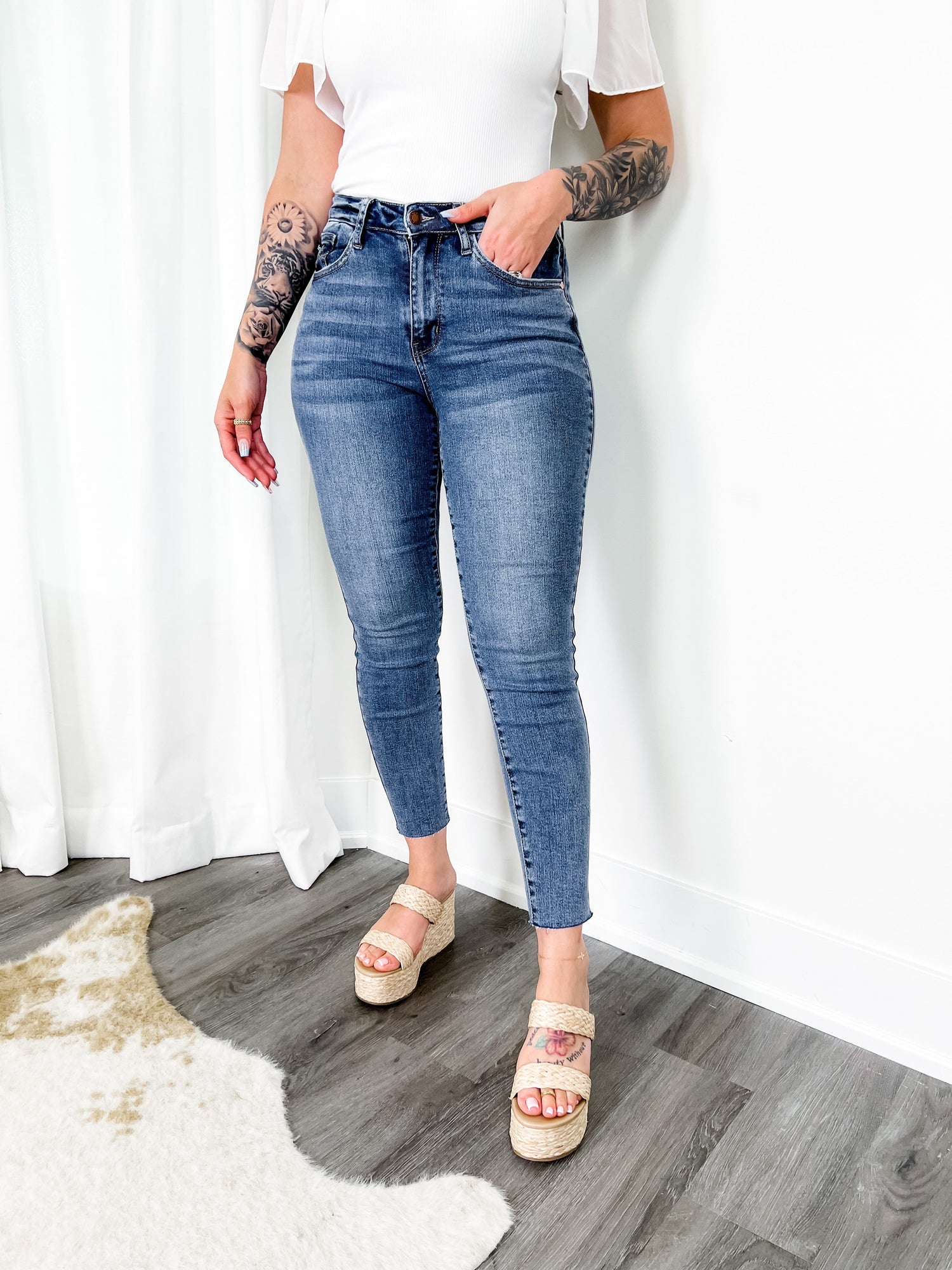 Judy Blue The Essential Medium Wash High Rise Relaxed Fit Jeans