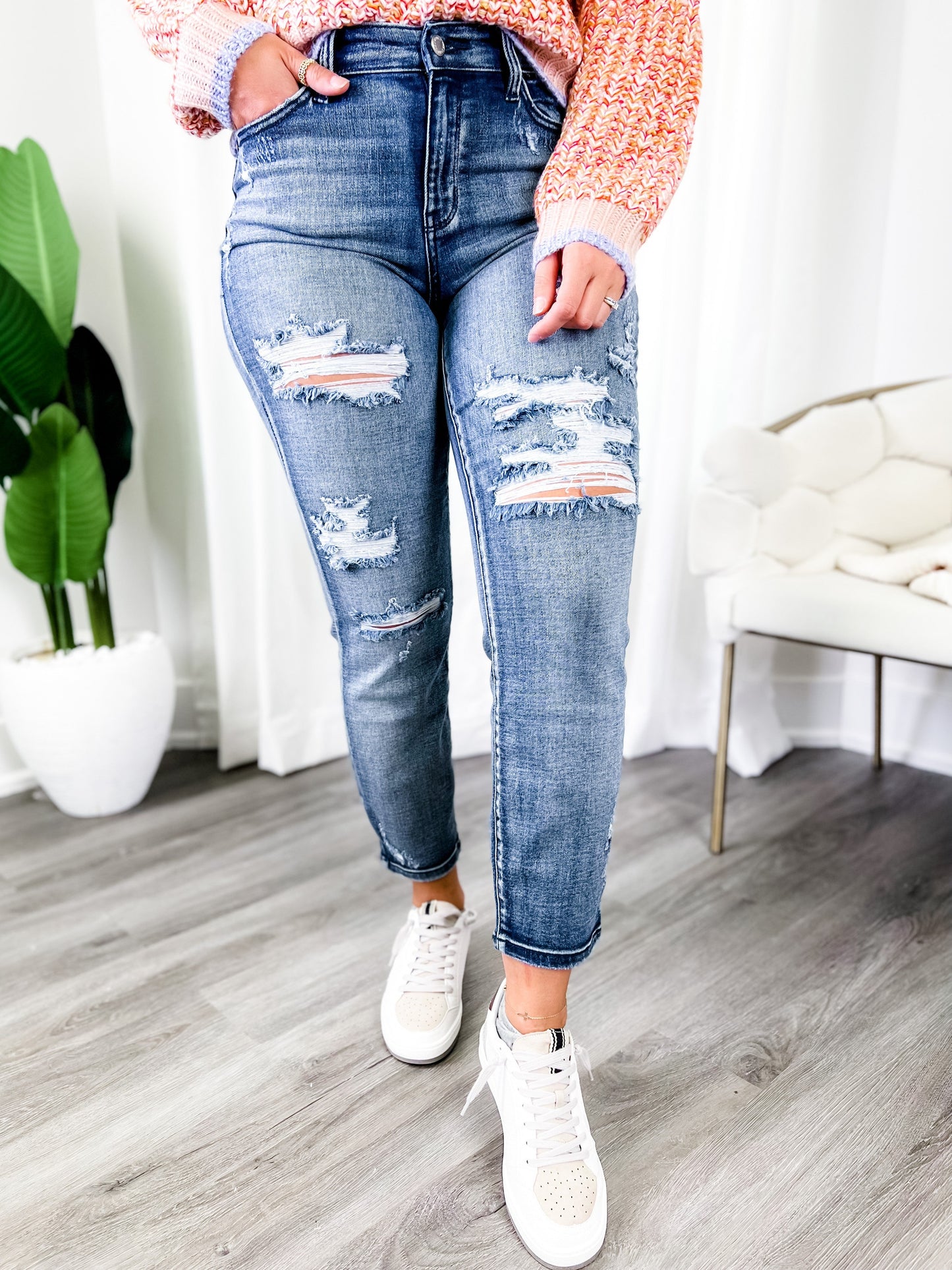 Judy Blue Day Tripper High Rise Distressed Boyfriend Jeans