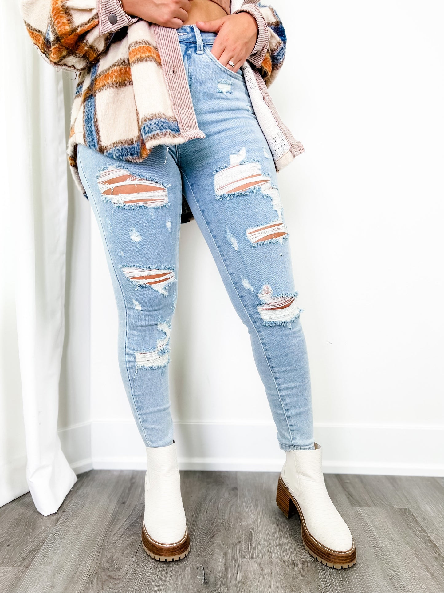 Judy Blue Hot Girl Summer Light Wash High Rise Distressed Tummy Control Jeans