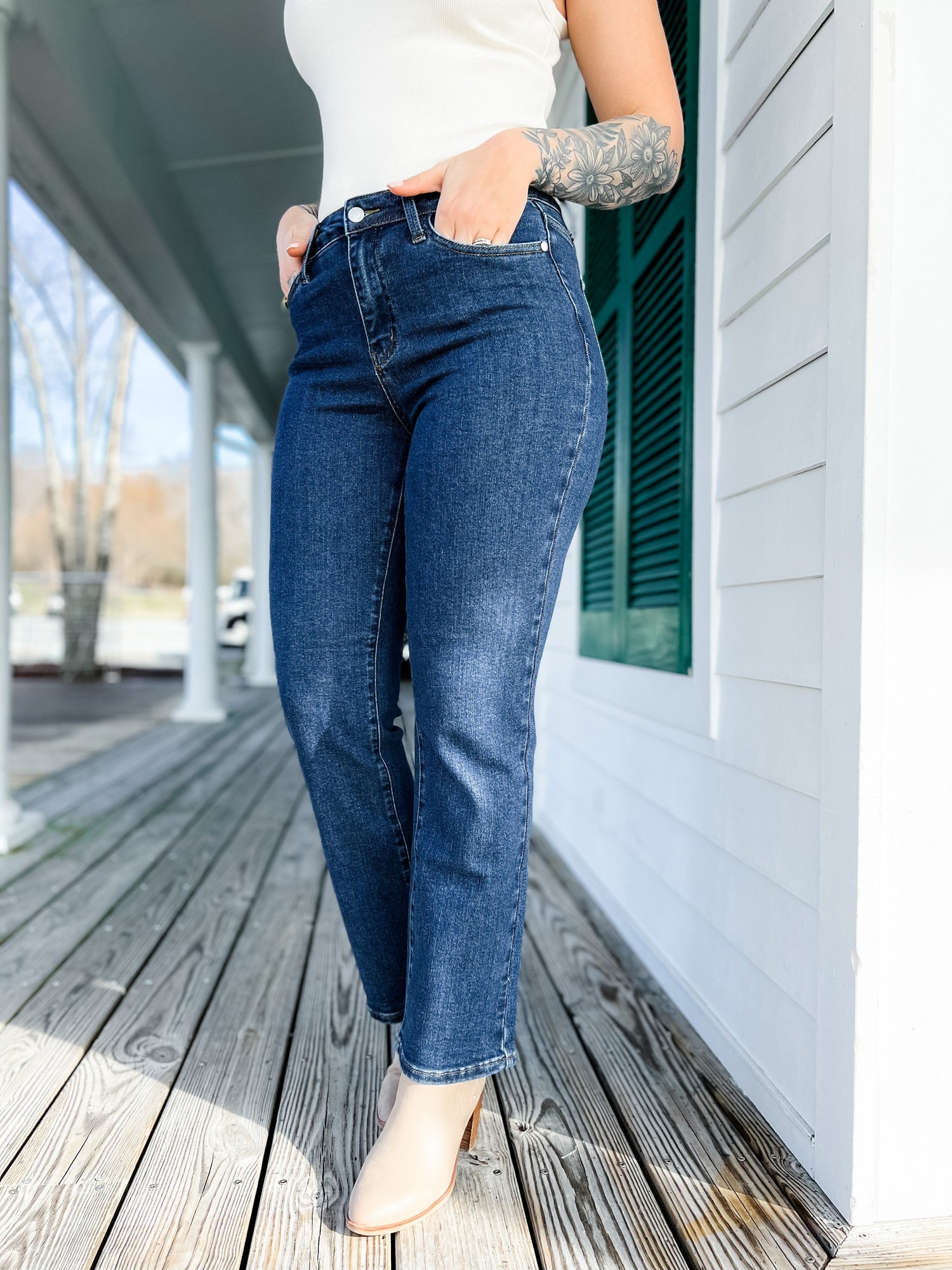 Judy Blue Closet Staple Dark Wash High Rise Vintage Stone Wash 90's Straight Leg Jeans