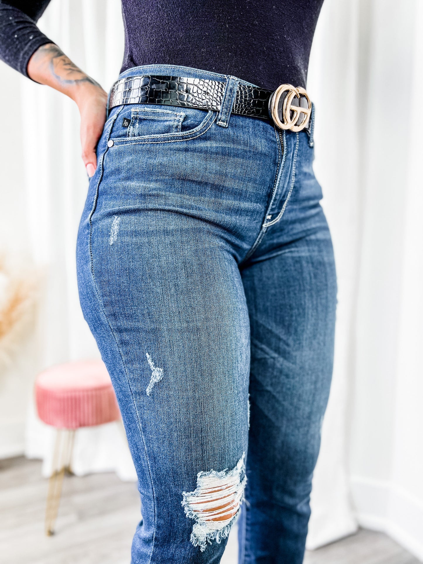 Judy Blue Dark Wash Distressed Slim FIt Jeans