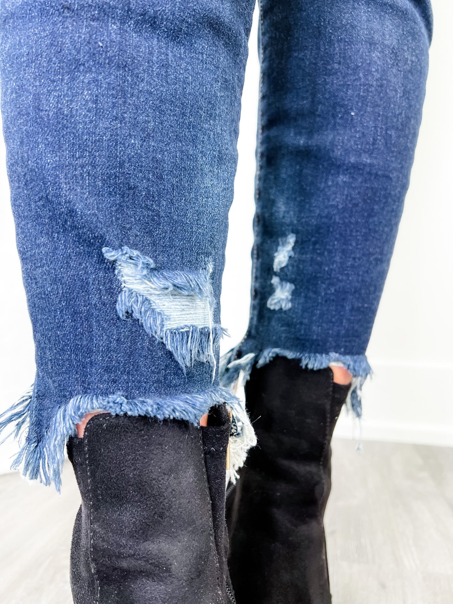 Judy Blue Dark Wash Mid Rise Distressed Slim Fit Jeans