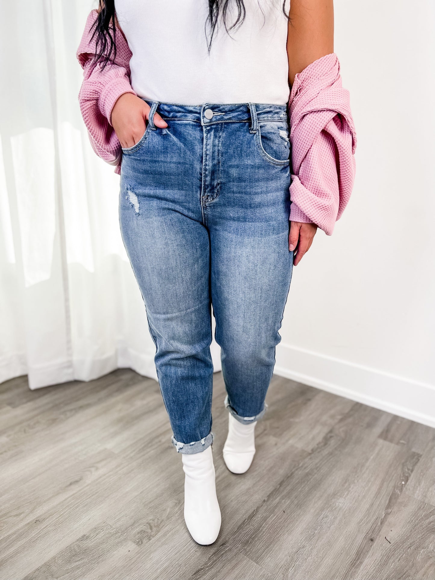 Plus/Reg Risen Light Wash High Rise Boyfriend Jeans