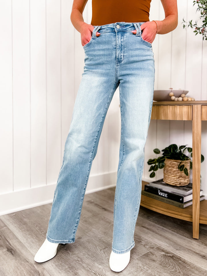 Plus/Reg Judy Blue Lavender's Blue Light Wash High Rise Wide Leg Jeans With Pocket Detail