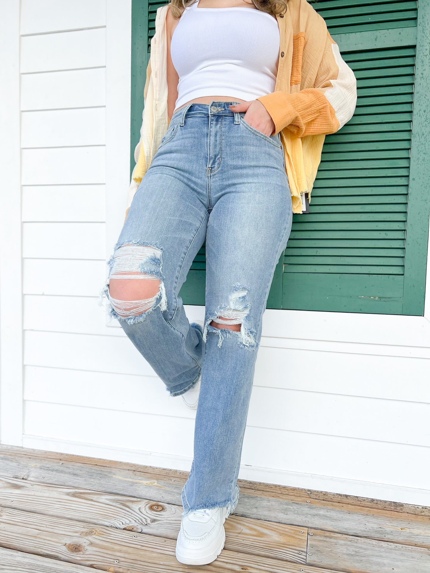 Judy Blue Wonderwall High Rise 90s Destroyed Knee Straight Leg Jeans