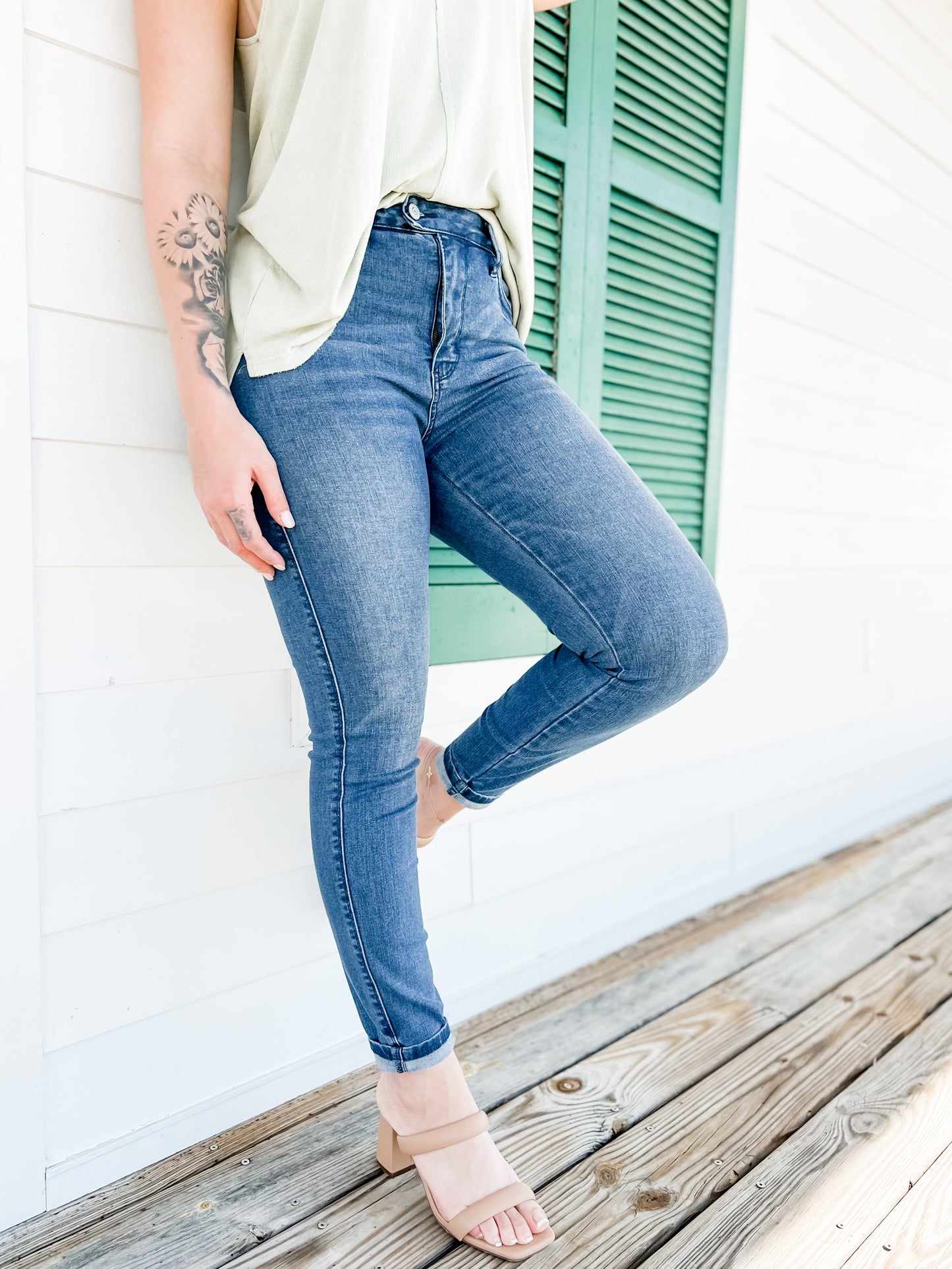 Judy Blue COOL RUNNINGS Control Top Cool Denim Skinny Jeans